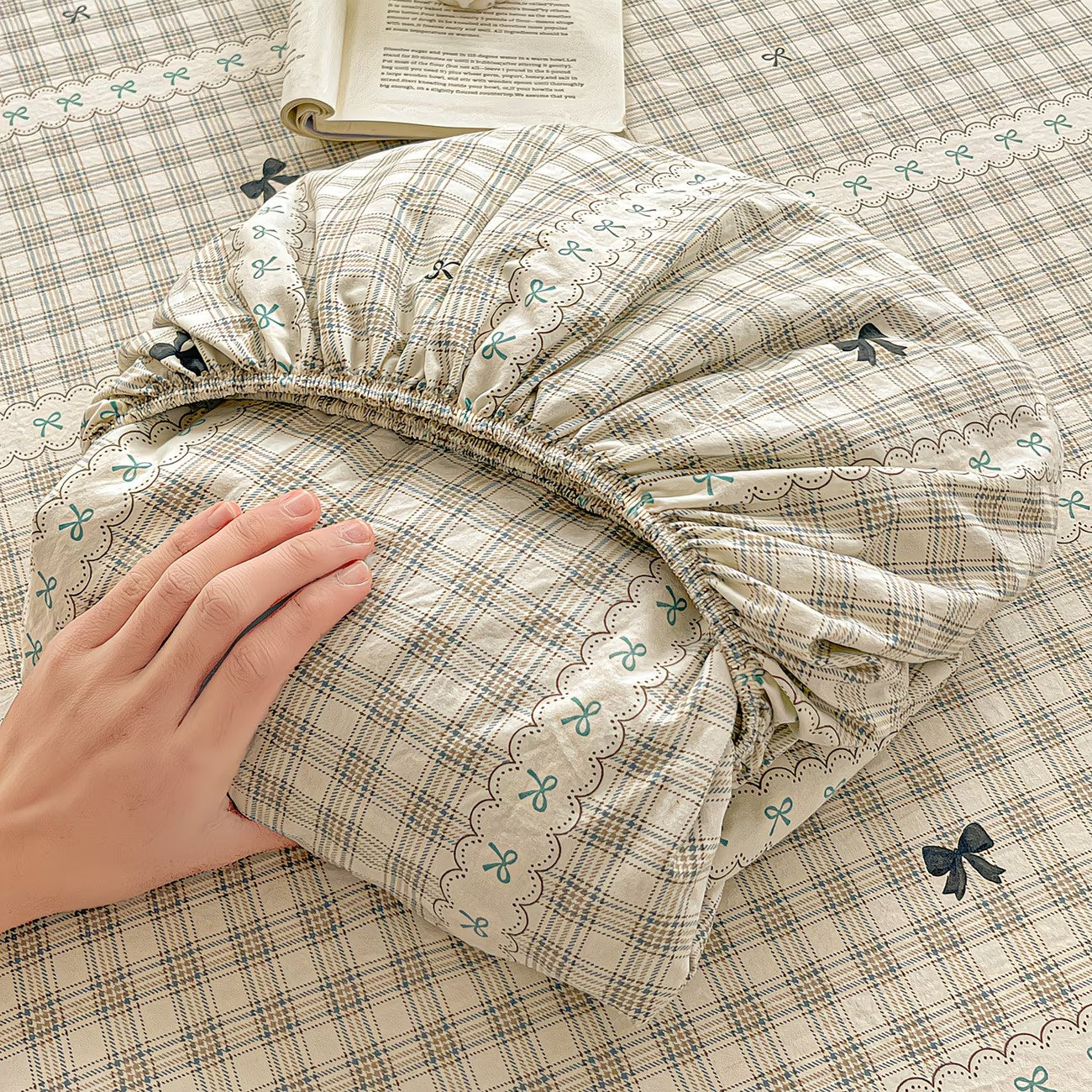 Plaid-Patterned Bedspread